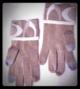 NWOT Coach one size womens gloves